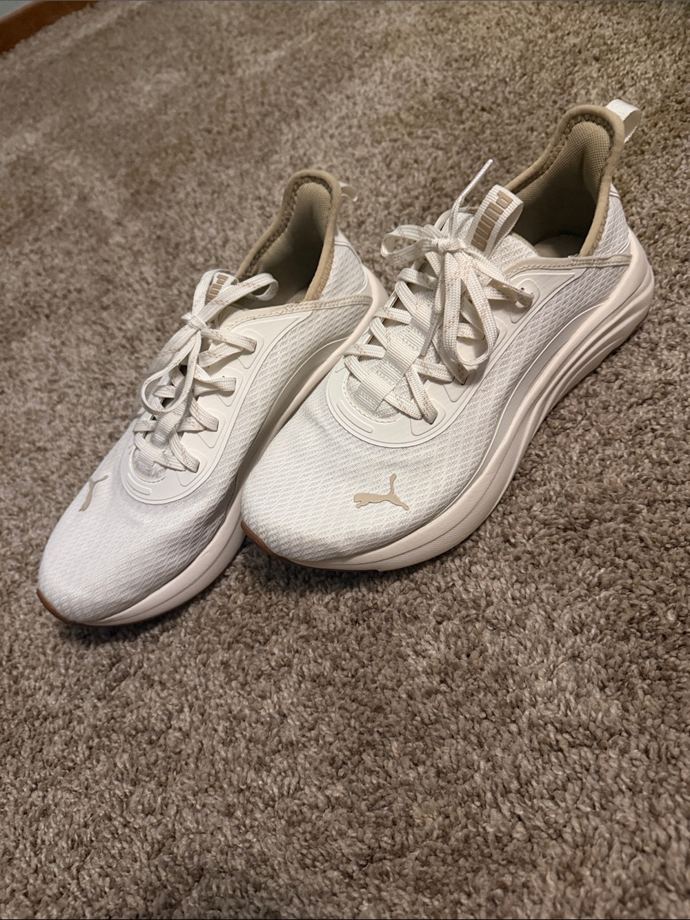 Puma Women's Cream/White Lightweight Mesh Sneakers